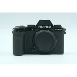 Used Fuji X-S10 body