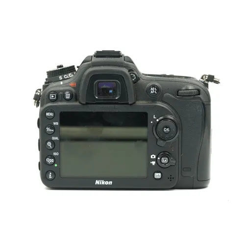 Used Nikon D7100 DSLR Body