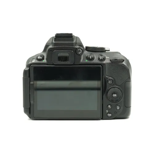 Used Nikon D5300 Body