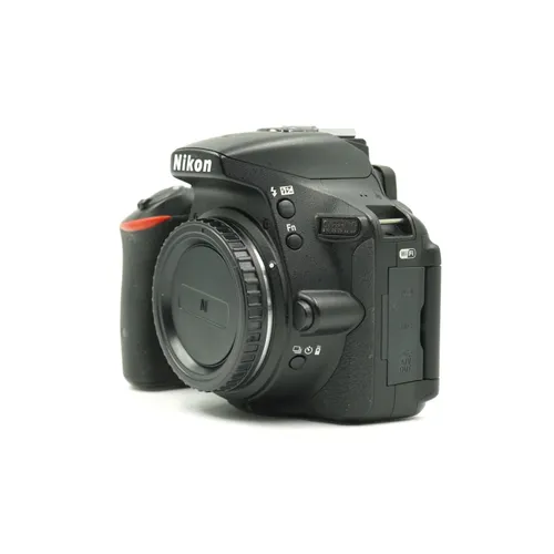 Used Nikon D5500 Body