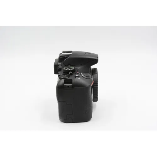 Used Nikon D3500 Body