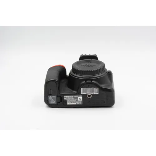 Used Nikon D3500 Body