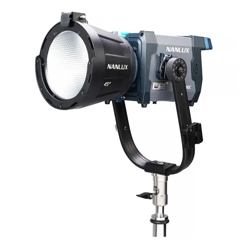 Nanlux Evoke 150C 8-Chip Full-Color LED Spotlight 3-Kit
