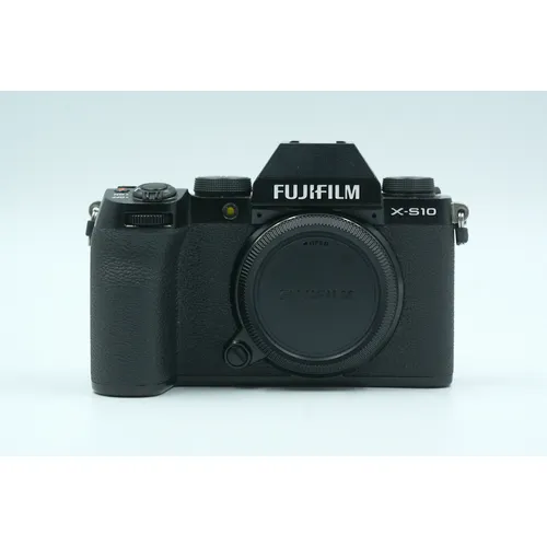 Used Fuji X-S10 body