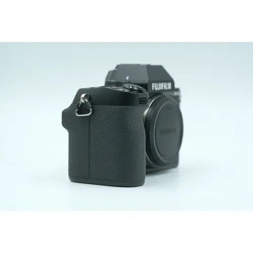 Used Fuji X-S10 body