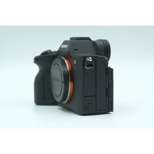Used Sony a7R V Mirrorless Camera Body