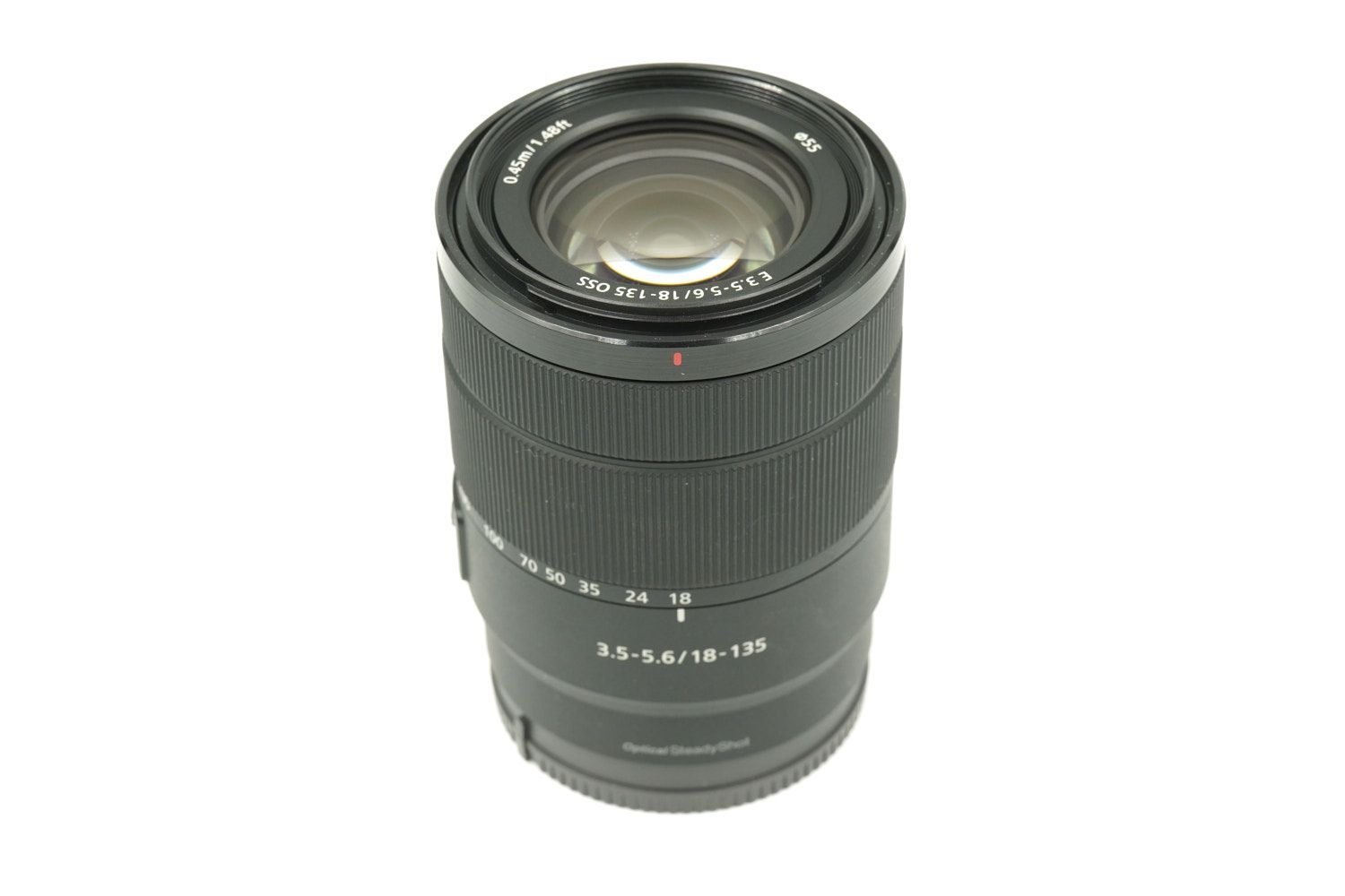 Sony E 18-135mm f/3.5-5.6 OSS