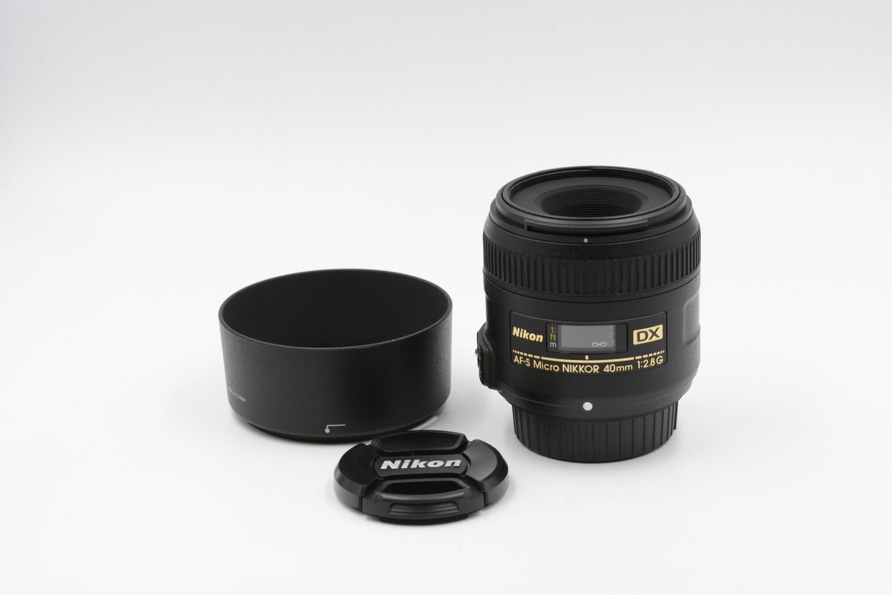 Nikon AF-S DX Micro Nikkor 40mm f/2.8 G Macro Autofocus APS-C Lens for F-Mount