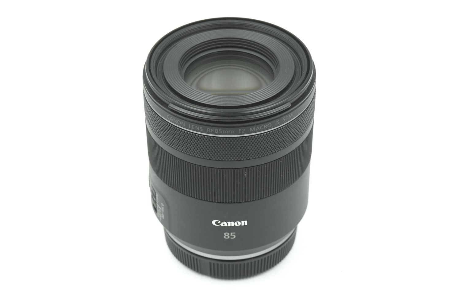Used Canon RF 85mm f/2 Macro IS STM
