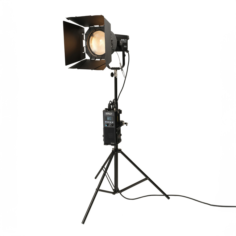 Nanlite Forza 500B II Bi-Color LED Spotlight and FL-20G Fresnel Rolling Case Kit